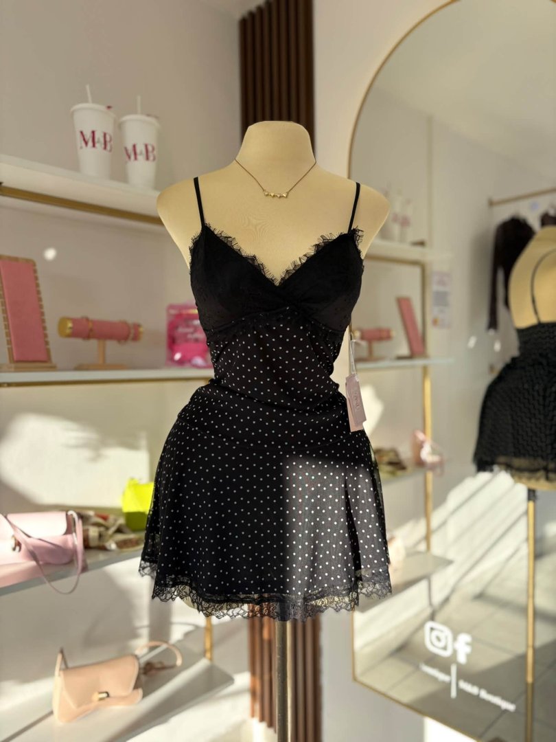 Anuncio de M&B Boutique: vestidos