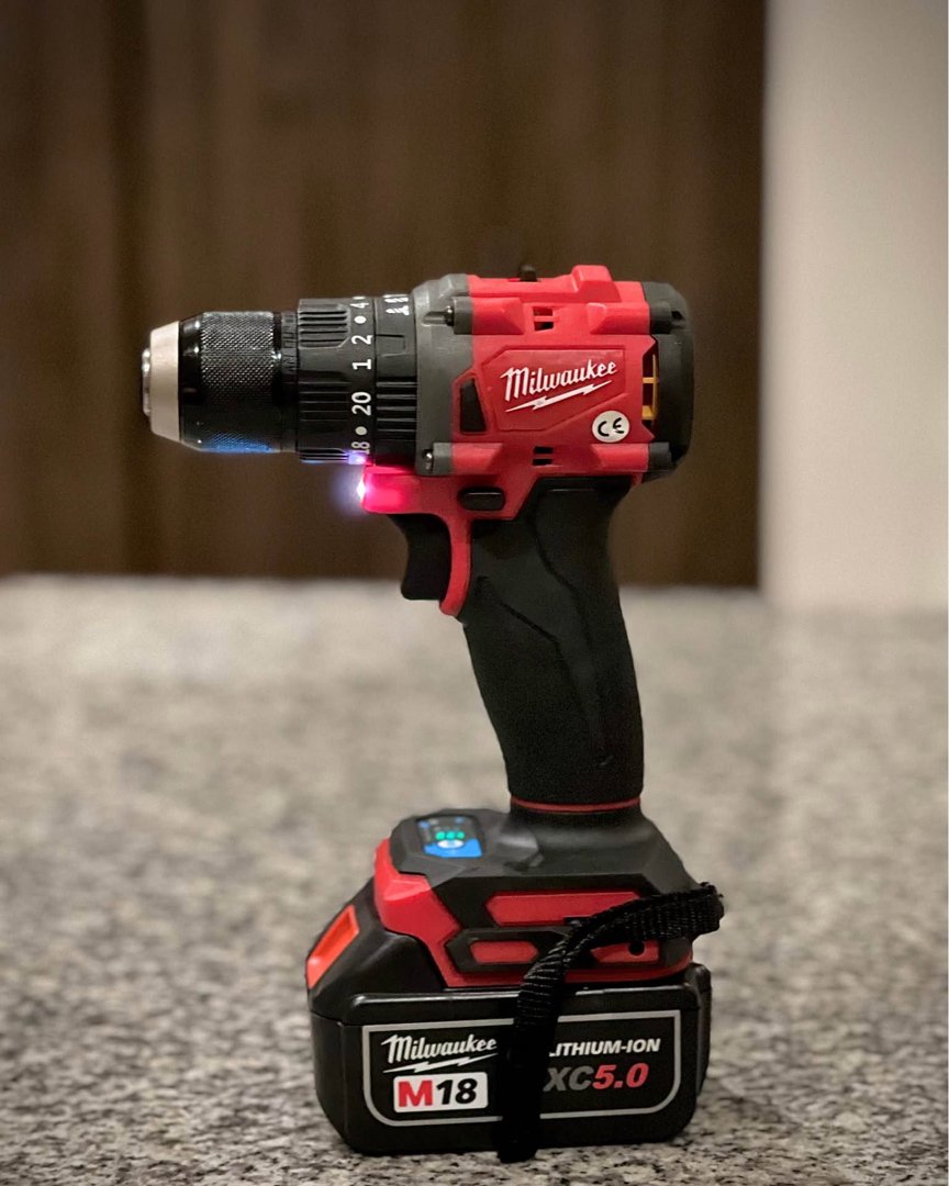 Anuncio de Diego NV: Kit de herramientas Milwaukee 4 piezas