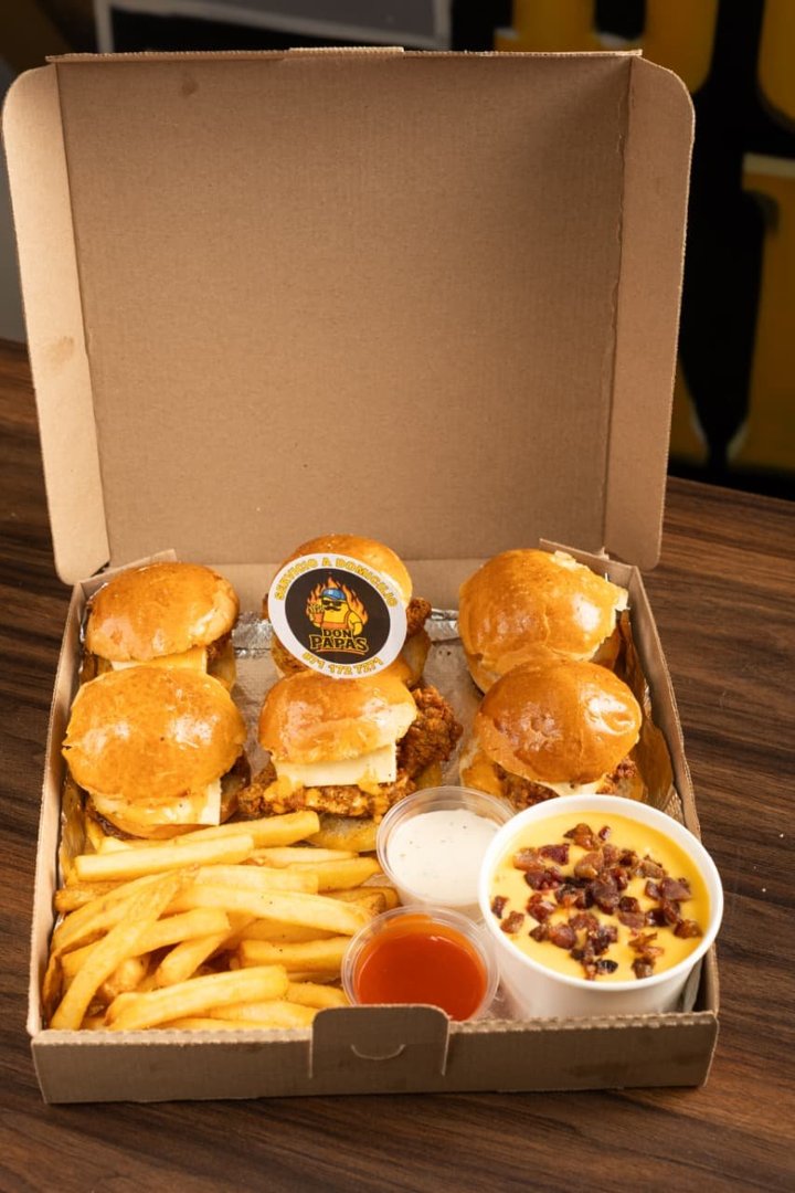 Anuncio de Don Papas: Boneless Burgers