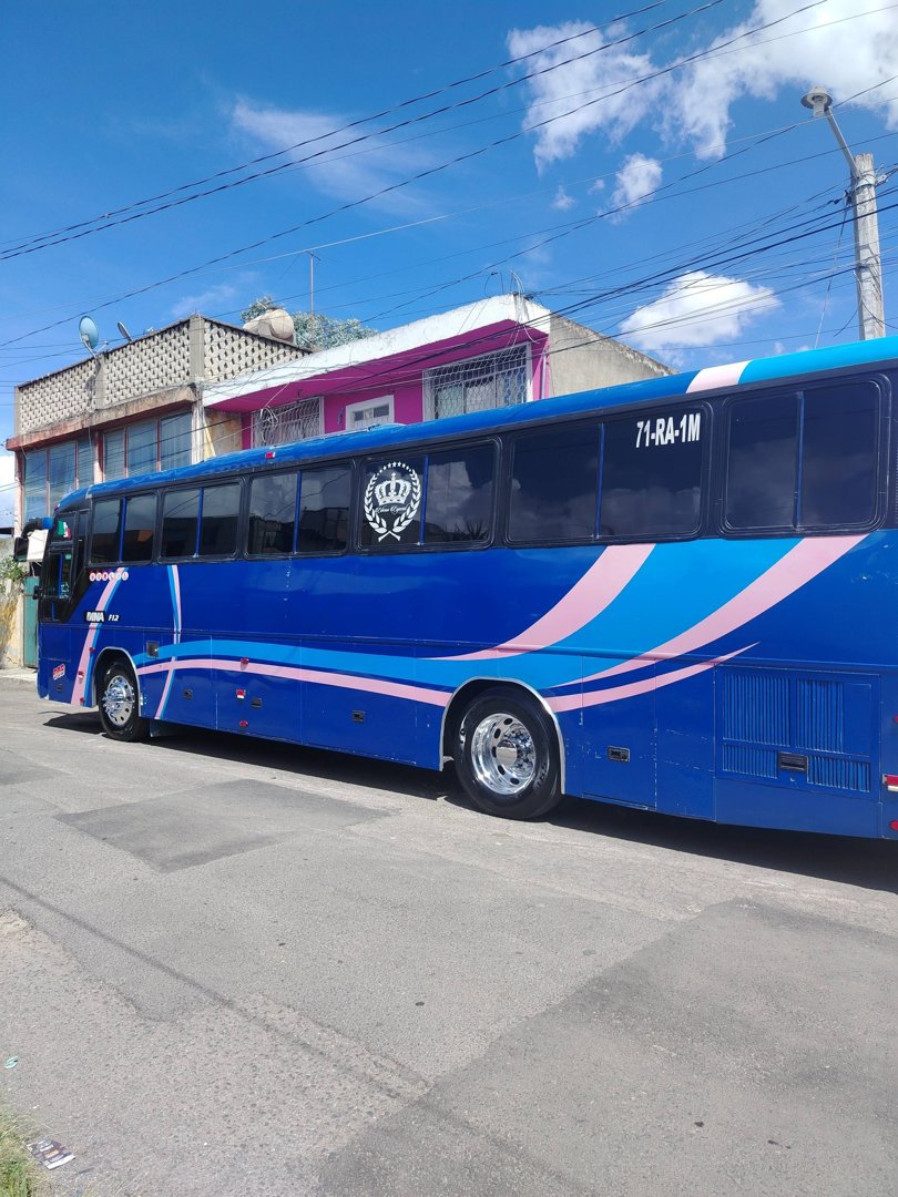 Anuncio de Renta De Autobús Charly's Tour's: Renta de autobús